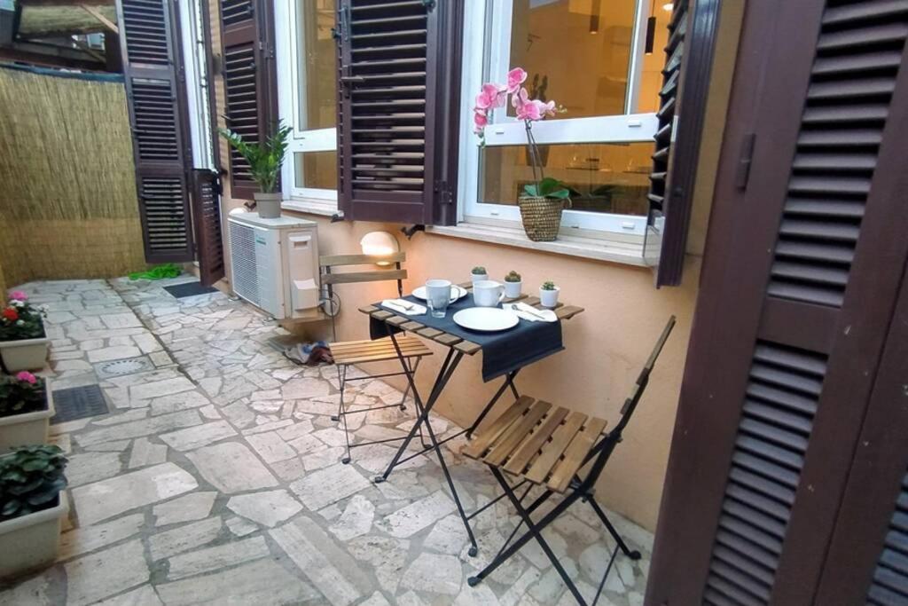 Elegante Open Space Con Vasca Idromassaggio A Trastevere 외부 사진