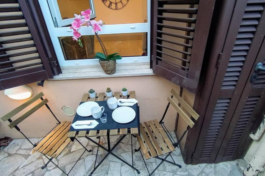 Elegante Open Space Con Vasca Idromassaggio A Trastevere 외부 사진